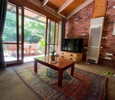 Wodonga House | Creek cottage