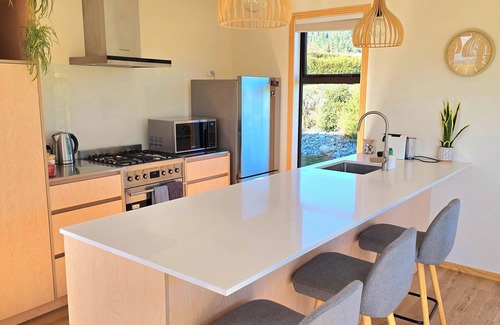 Luggate House | Creek House near Wanaka