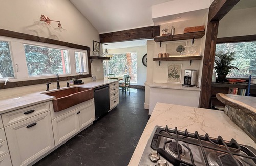 Kerr Gulch Cabin | Creek Retreat- Hot Tub with Views