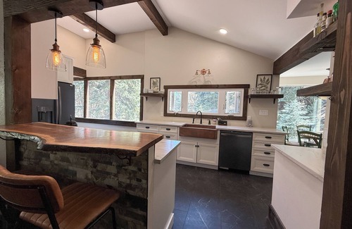Kerr Gulch Cabin | Creek Retreat- Hot Tub with Views