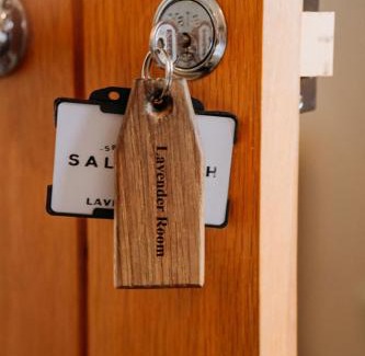 Burnham-on-Crouch Cabin | Creeksea Place Barns