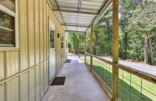 East Tallassee House | Creekside Cabin Retreat with Community Fire Pit