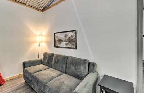 East Tallassee House | Creekside Cabin Retreat with Community Fire Pit