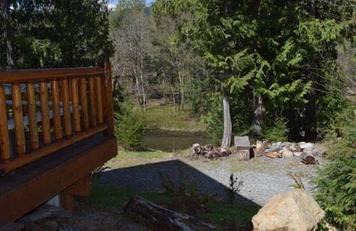 Packwood Cabin | Creekside Cabin