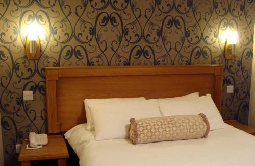 Cluain Eois Hotel | Creighton Hotel