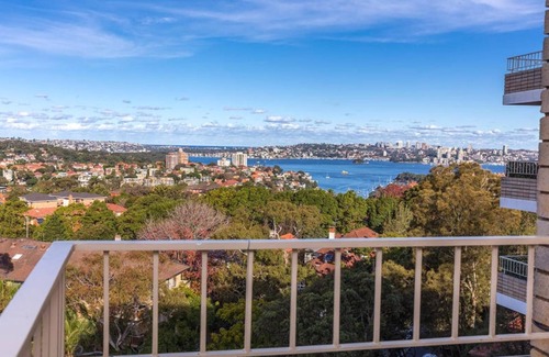 Neutral Bay Apartment | Cremorne- CRE31 Hampden Avenue - Spacious 1BR with Harbour Views Balcony Near Cremorne Neutral Bay