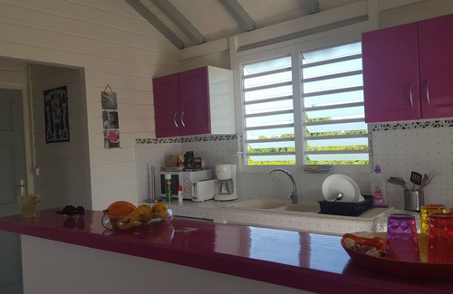 Saint-Louis House | Creole bungalow between sea and countryside In the heart of nature, quiet and ventilated.