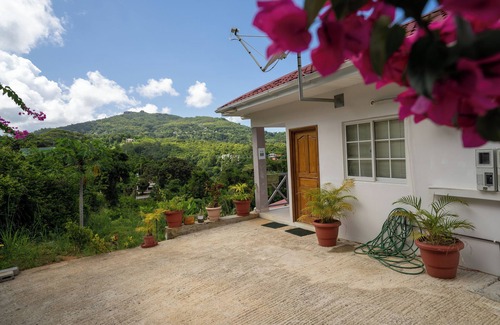 Victoria Apartment | Creole Cottage Apartment