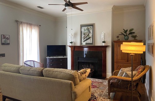 Fairhope House | Creole-style Cottage near Fish River