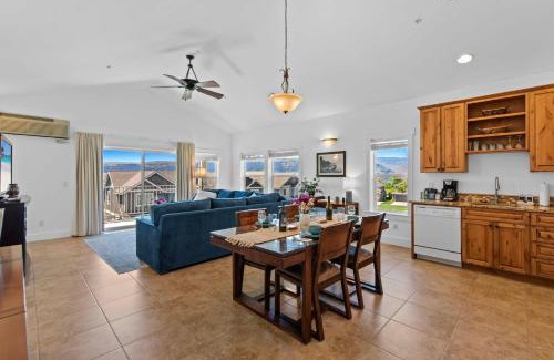 Quincy House | Crescent Bay Condo 207 - Meredith Lodging