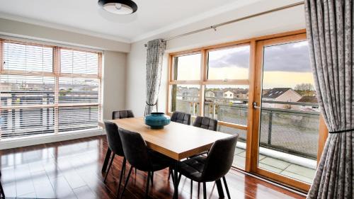Claddagh Apartment | Cresent Townhouse