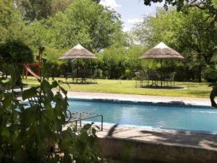 Maun Hotel | Cresta Riley's Hotel