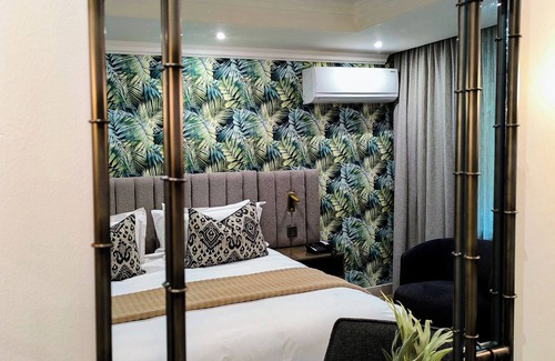 Francistown Hotel | Cresta Thapama