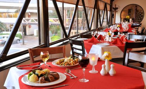 Francistown Hotel | Cresta Thapama Hotel