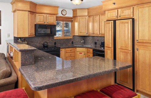 Snowmass Village Condo | Crestwood 2217 Deluxe 2 Bedroom Grand
