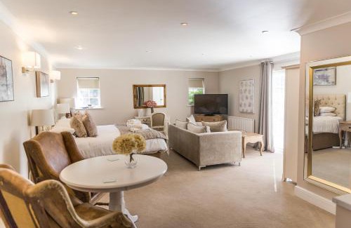 Salisbury House | Cricket Field House