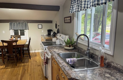 Highlands East House | Crisp beautiful scenery, deer wandering through the yard. Come Unwind and Relax