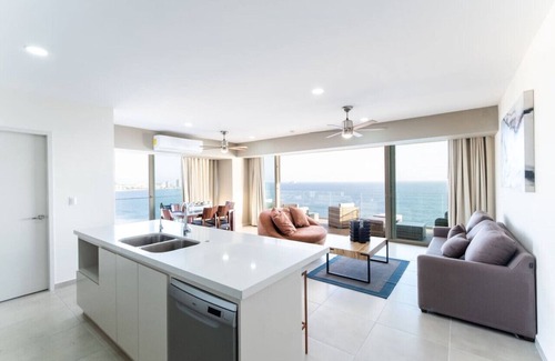 Mazatlan Apartment | Cristal bay Apartments