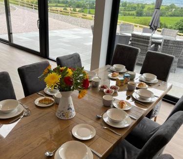 Newry House | Crohill Hideaway