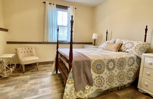 Crane Hill House | Crooked Creek Retreat Escape Relax Breathe on Lewis Smith Lake in Crane Hill AL