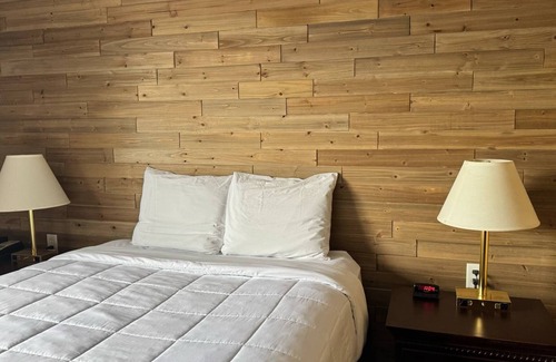 Crookston Hotel | Crookston Inn & Convention Center