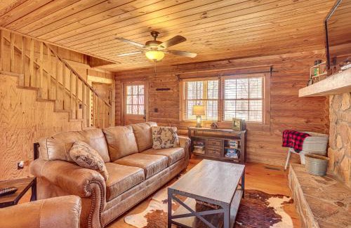 Cropwell House | Cropwell Cabin with Fire Pit, Near Logan Martin Lake