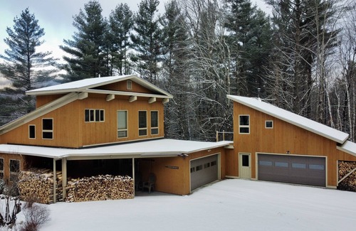 Waterbury Apartment | Crossett Hill Lodge: Sugarhouse