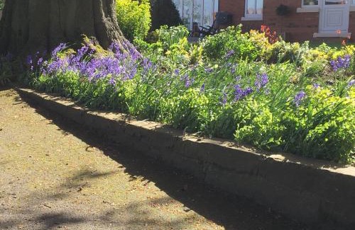 East Ravendale House | Crossways Self-Catering Cottage - Self Contained