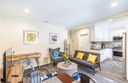 North Central House | Crown City Cottage
