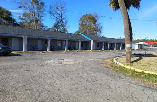 Orangeburg Hotel | Crown Inn by OYO Orangeburg Hwy 301