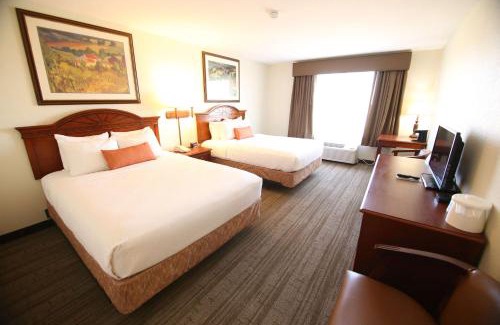 Farmington Hotel | Crown Pointe Lodge; BW Signature Collection