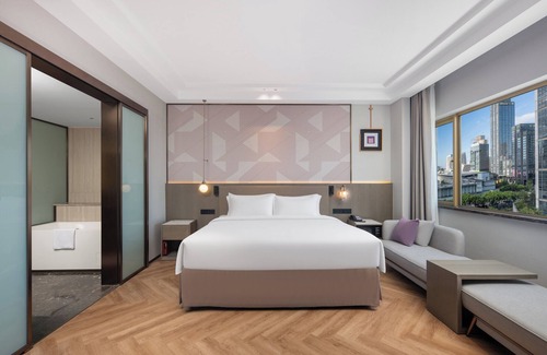 Haishu Hotel | Crowne Plaza City Center Ningbo by IHG
