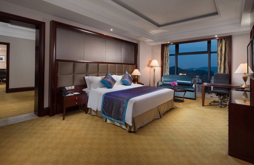 Deqing County Hotel | Crowne Plaza Deqing Moganshan by IHG