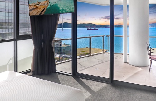Port Moresby Hotel | Crowne Plaza Residences Port Moresby by IHG