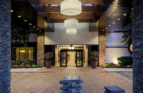 Montebello Hotel | Crowne Plaza Suffern-Mahwah by IHG