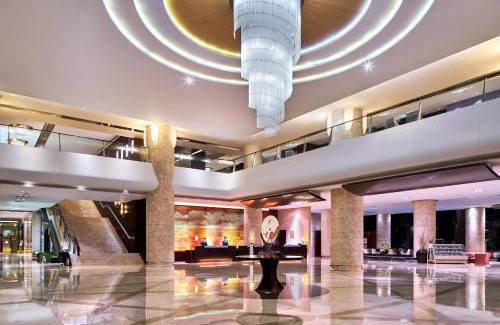 Dongli Hotel | Crowne Plaza Tianjin Binhai by IHG