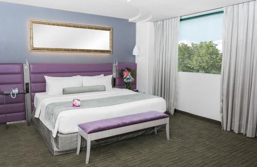 Toluca Hotel | Crowne Plaza Toluca - Lancaster by IHG