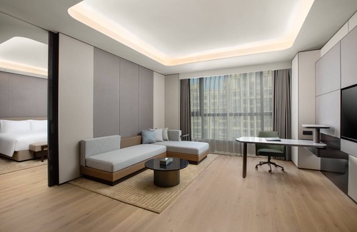Zhongyuan District Hotel | Crowne Plaza Zhengzhou High Tech Zone by IHG