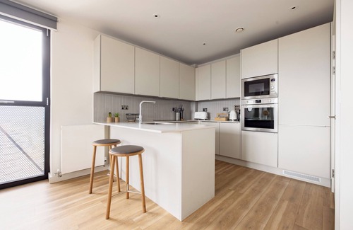 Fairfield Apartment | Croydon by Charles Hope