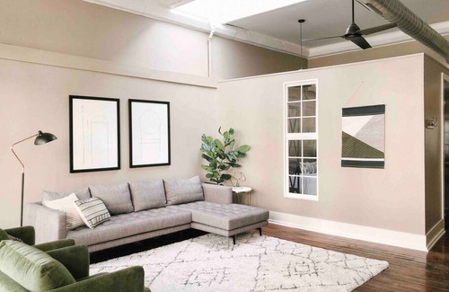 Old City Apartment | Cru Loft in the Heart of Downtown Knox