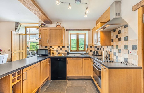 Cwmtirmynach House | Crud y Werin - Two Bedroom House, Sleeps 4