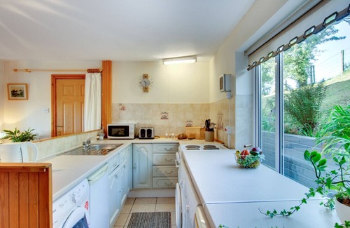 Mawr House | Crwcca Farm Cottage - Two Bedroom House, Sleeps 4