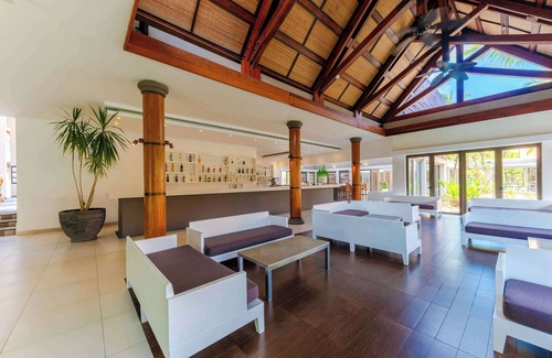 Palmar Hotel | Crystals Beach Resort Belle Mare, a member of Radisson Individuals