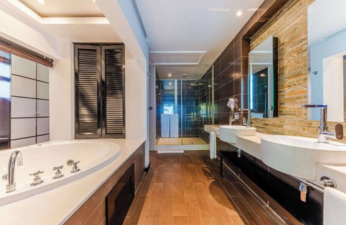 Palmar Hotel | Crystals Beach Resort Belle Mare, a member of Radisson Individuals