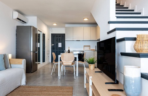 Sitio de Calahonda Apartment | CS261 Doña Lola Renata - Stunning 2 bedroom frontline beach apartment, Calahonda, Mijas Costa