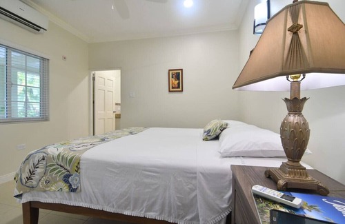 Molynes Gardens House | CTBH @ Gardens of Blissett # 2 [2-Bedroom]