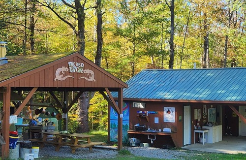 Etna Cabin | Cubby Cabin: Tiny cabin for one on the run!