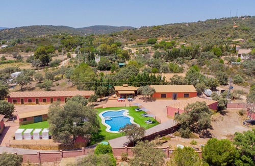 Obejo Ski Chalet | Cubo's Family Espiel Hacienda El Encinar/air conditioning/free wifi