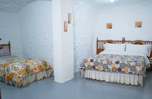 Gorafe Other | Cueva Navarro .