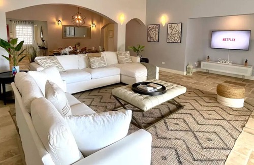 Mont Vergna Villa | Cul-de-sac-club Villa